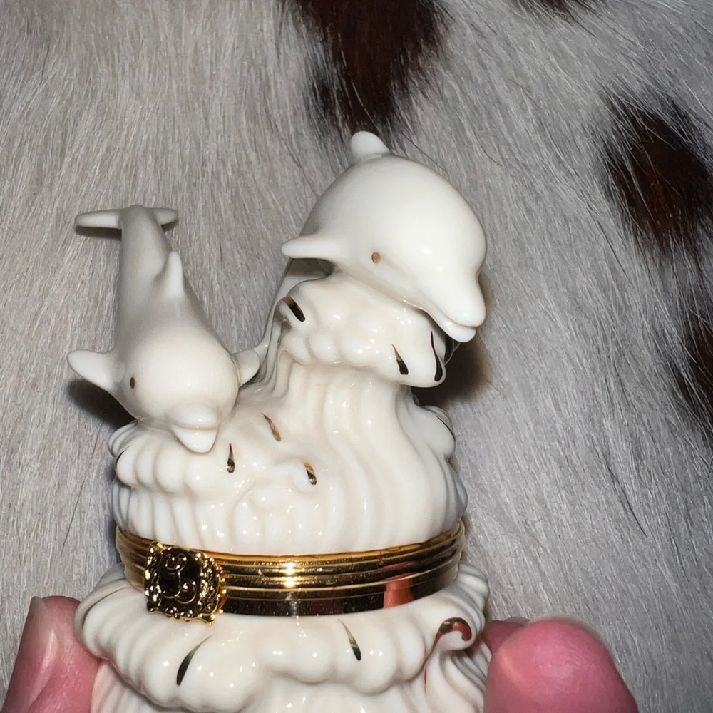 Lenox Playful Pair Dolphin Trinket Box OS Cream Excellent Gold Trim Hinged China